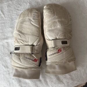 Leki skiing mittens/gloves